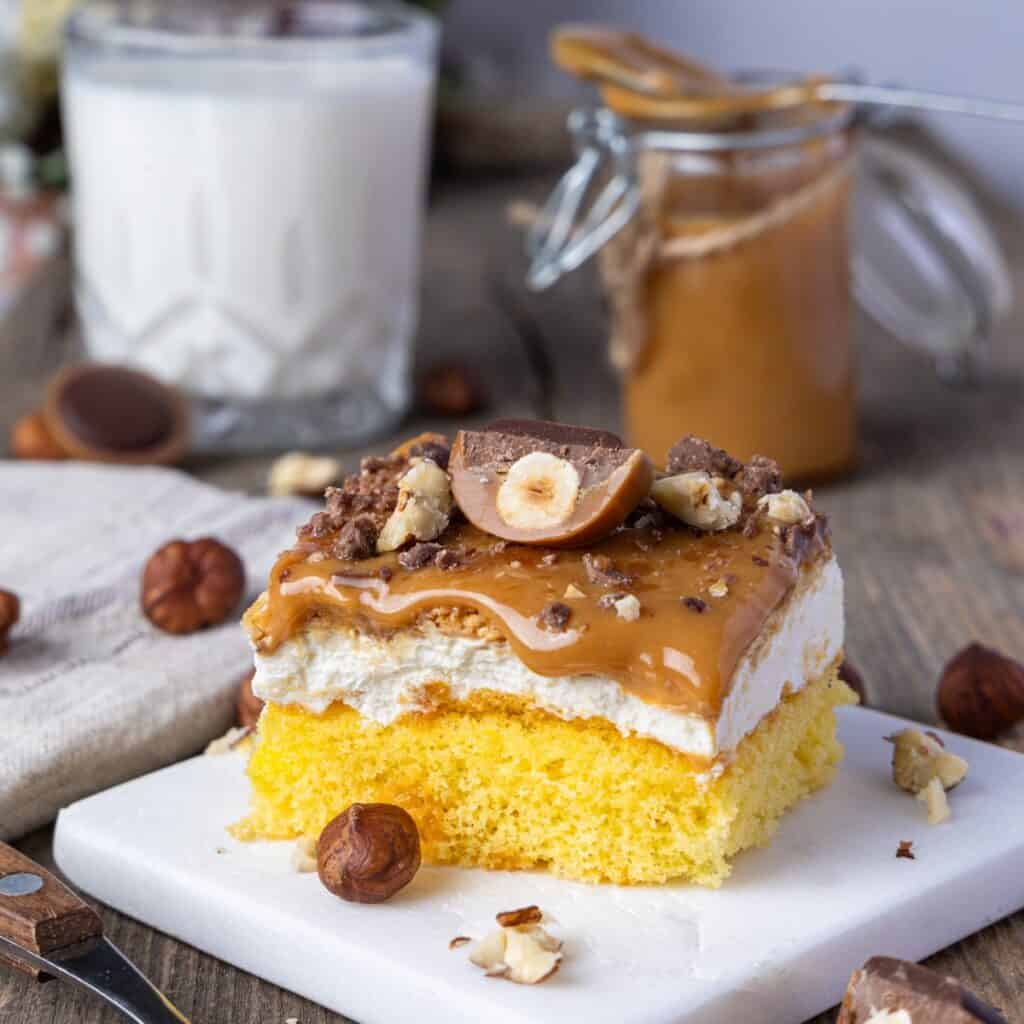Toffifee‑Torte: einfaches Rezept mit und ohne Thermomix® (Blechkuchen-Rezept oder aus der Springform)