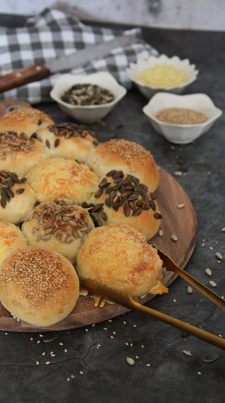 Thermomix® Brötchensonne: Rezept für die perfekten Partybrötchen zum ...