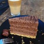 Kinder Bueno Torte - Anschnittbild