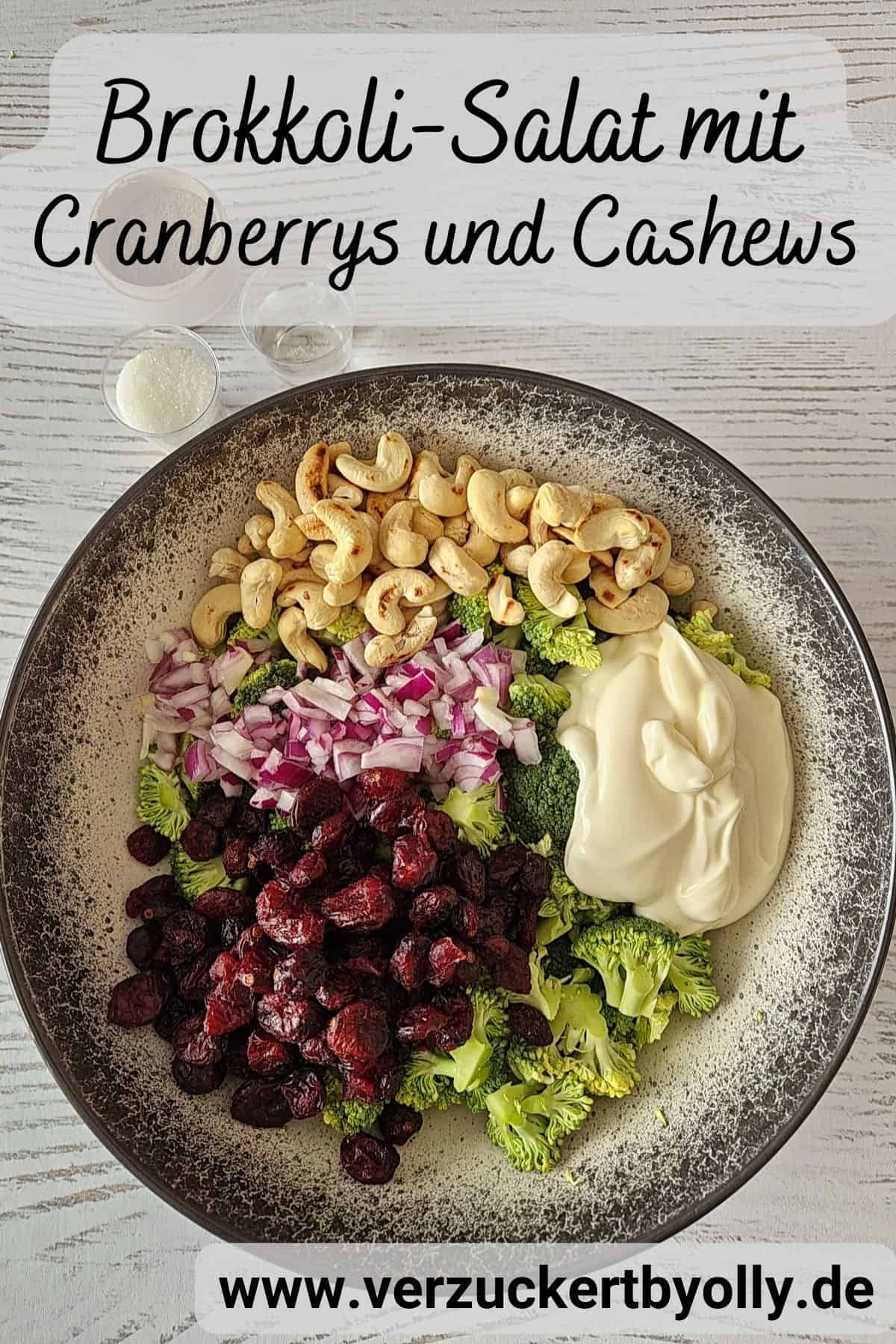 Pin zu Pinterest: Brokkoli Salat mit Cranberrys und Cashewkernen