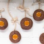 Schoko-Engelsaugen mit Karamellfüllung aus Karamellbonbons gemacht