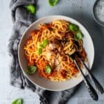 Blumenkohl-Champignon-Bolognese: Schnelles vegetarisches Feierabendgericht aus dem Thermomix®