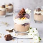 Cremiges Bueno Dessert im Glas mit Mascarpone, Quark & Nutella – in 20 Min. fertig! Mit & ohne Thermomix®. Perfekt für Ostern & das ganze Jahr!
